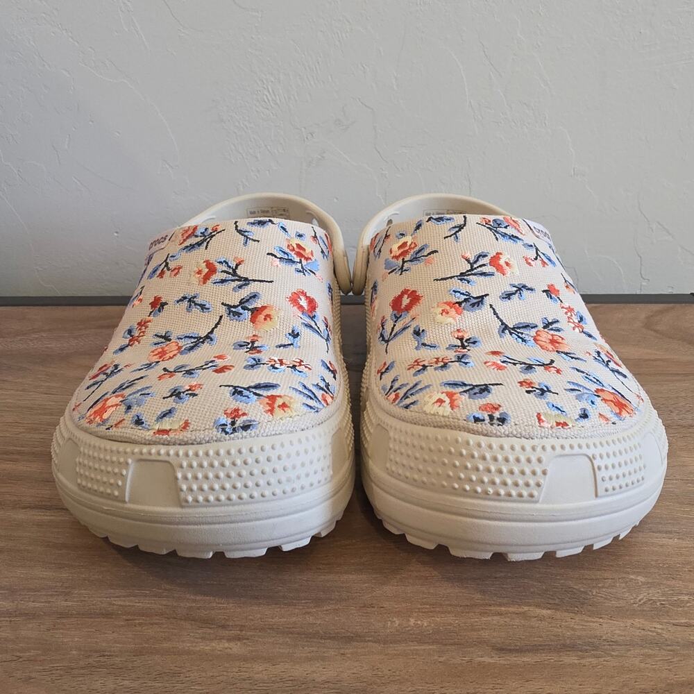Crocs Classic Crafted Floral Clogs Womens 9 Frappe Embroidered Canvas Comfort - Picture 4 of 8